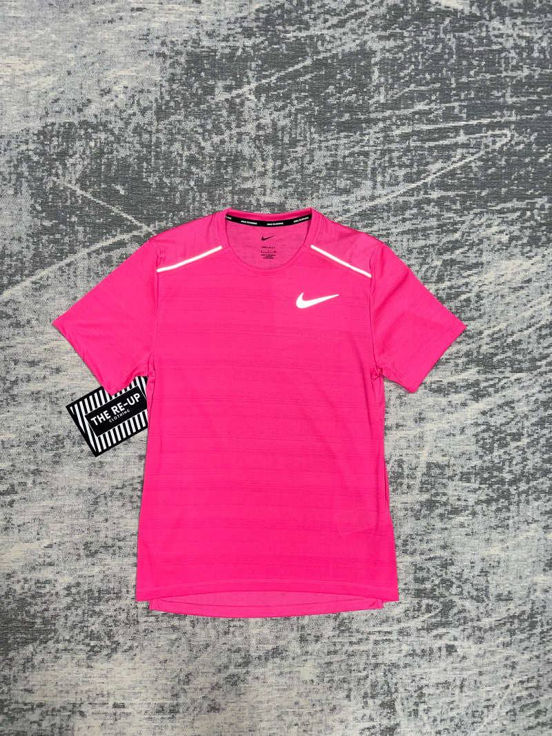Neon pink nike hot sale shirt